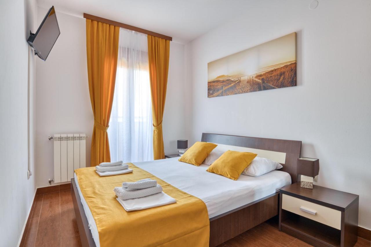 Garni Hotel Milica Herceg Novi Exteriör bild