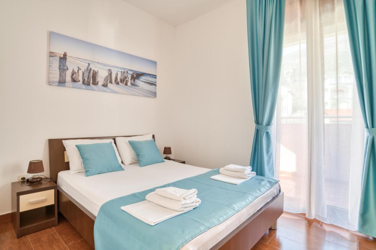 Garni Hotel Milica Herceg Novi Exteriör bild