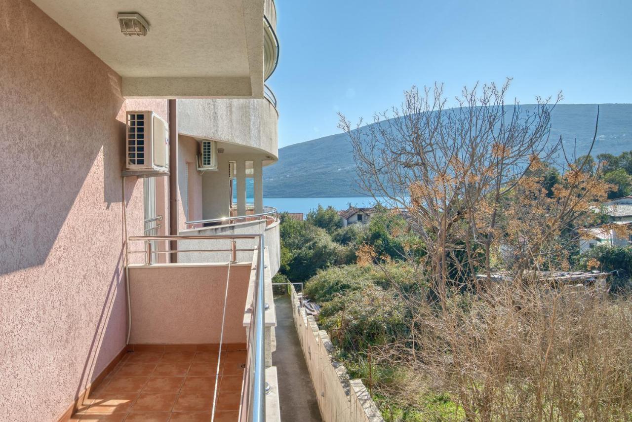 Garni Hotel Milica Herceg Novi Exteriör bild