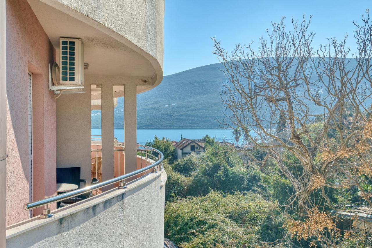 Garni Hotel Milica Herceg Novi Exteriör bild