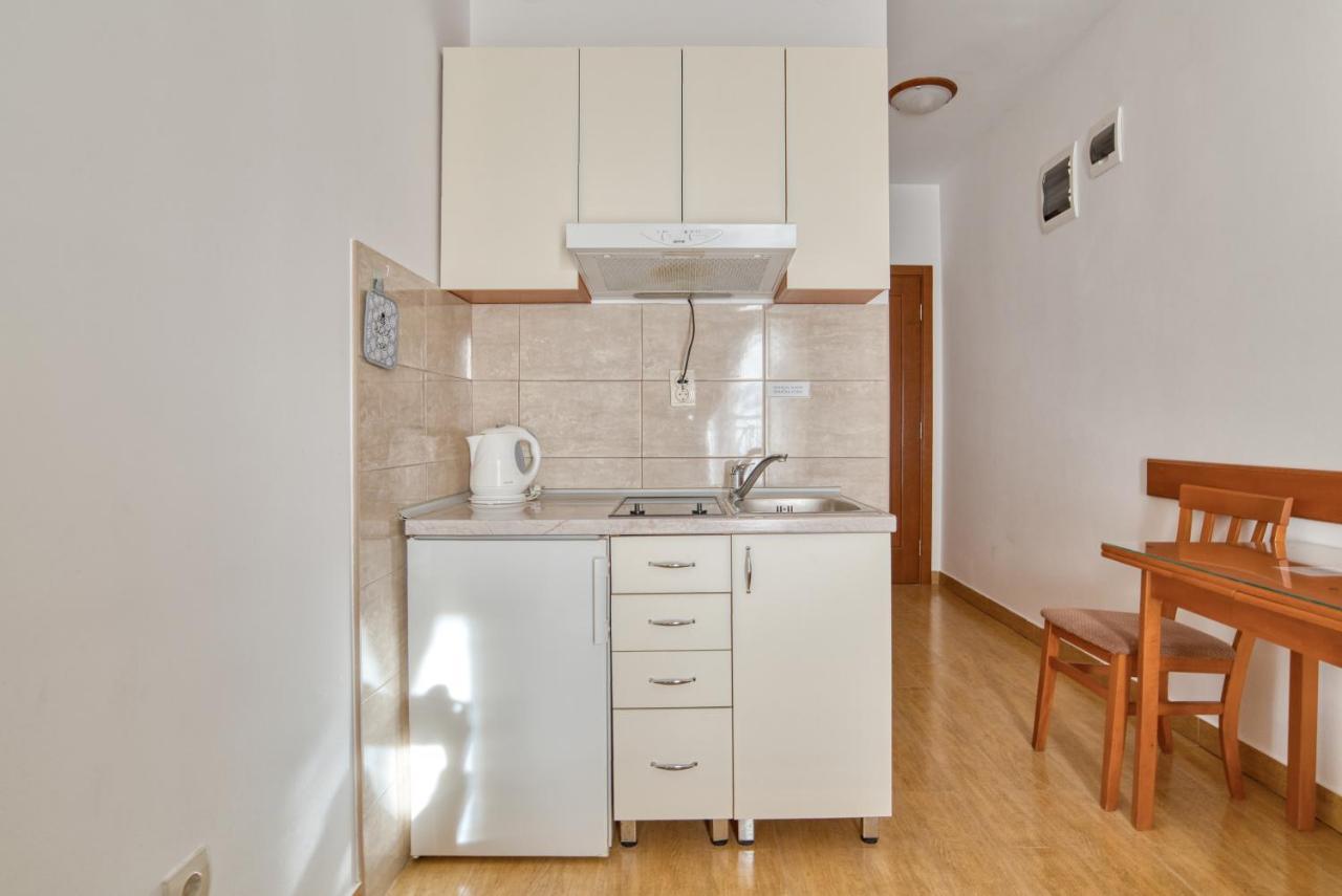 Garni Hotel Milica Herceg Novi Exteriör bild