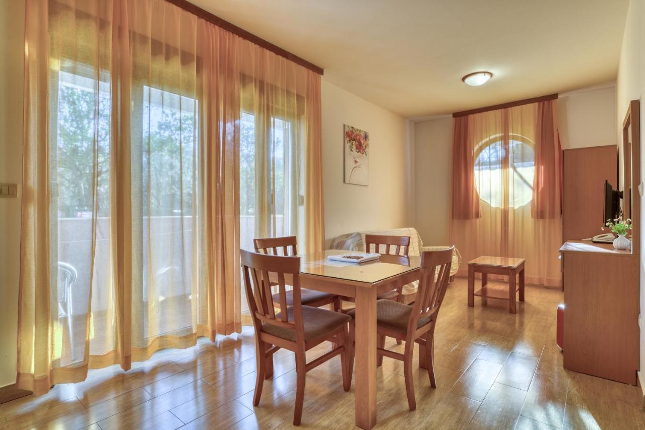 Garni Hotel Milica Herceg Novi Exteriör bild