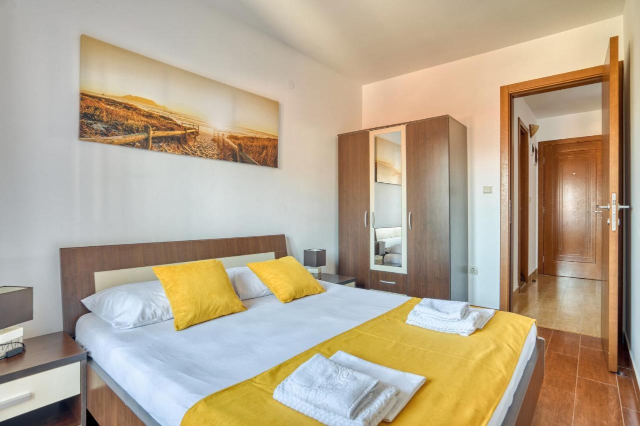 Garni Hotel Milica Herceg Novi Exteriör bild