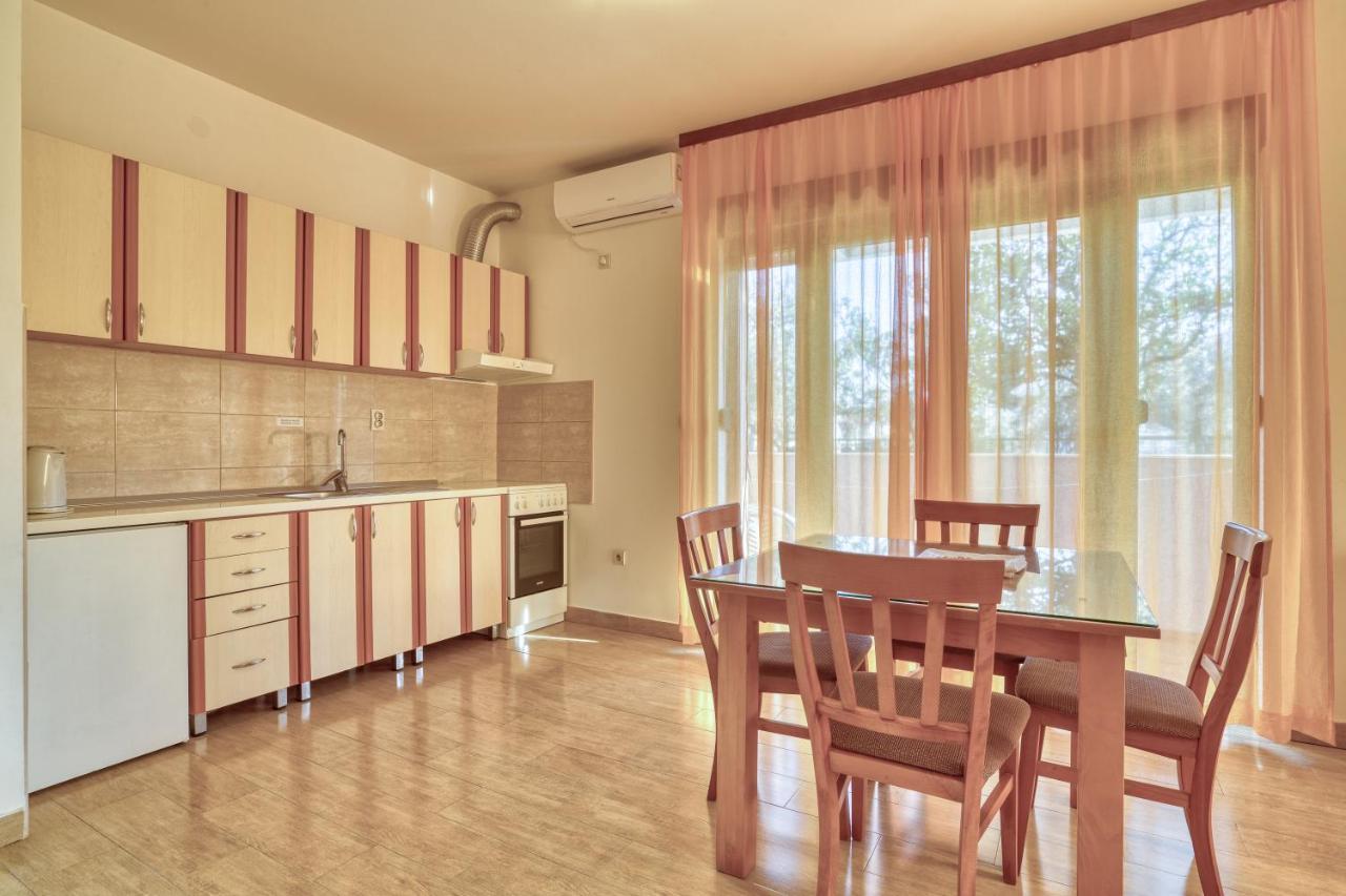 Garni Hotel Milica Herceg Novi Exteriör bild