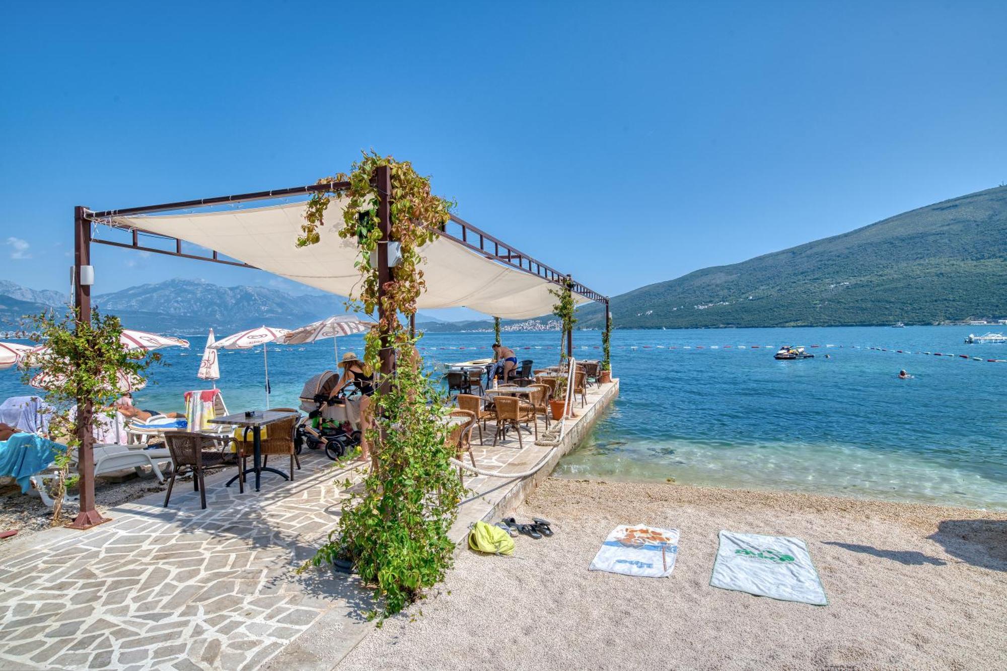 Garni Hotel Milica Herceg Novi Exteriör bild