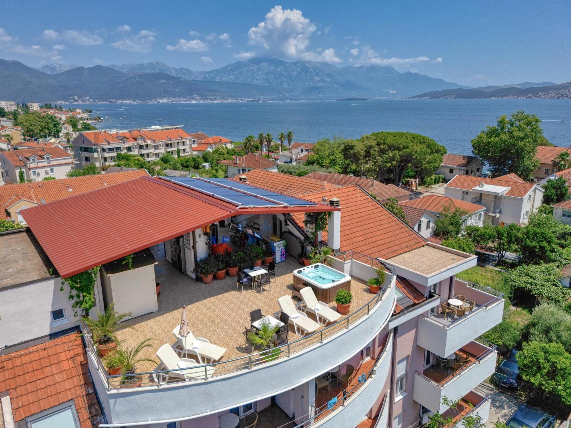 Garni Hotel Milica Herceg Novi Exteriör bild